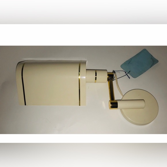 New Vintage Lacquer Sconce Wall Light - Picture 16 of 16